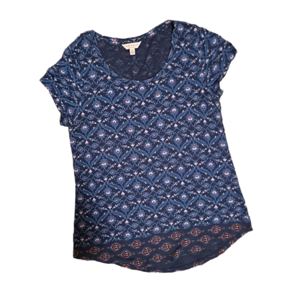 Lucky Brand floral crew neck blue curved hem short sleeve top